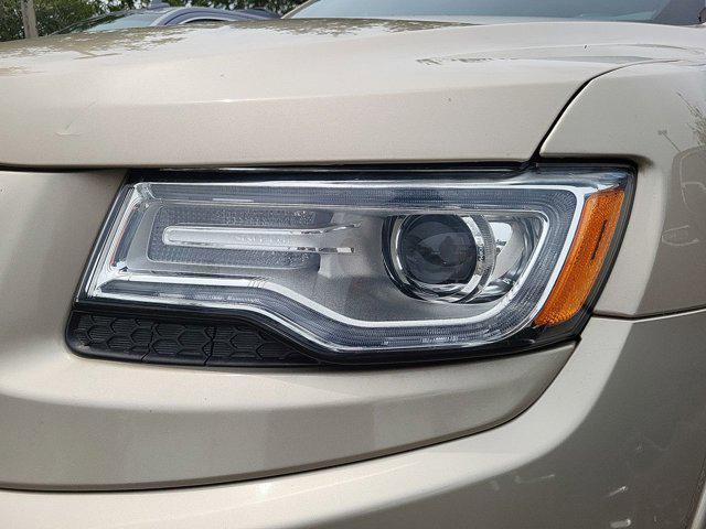 used 2015 Jeep Grand Cherokee car, priced at $15,949