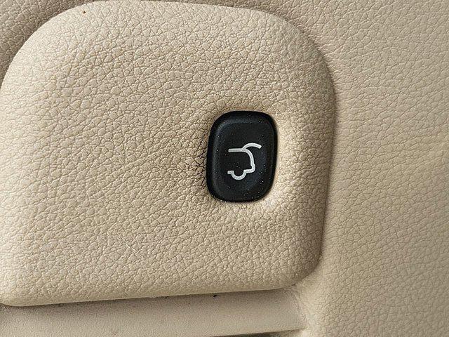 used 2015 Jeep Grand Cherokee car, priced at $15,949