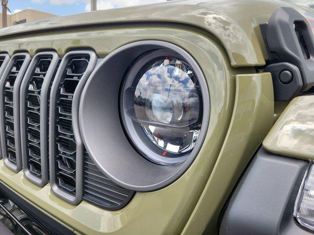 new 2025 Jeep Gladiator car, priced at $49,460