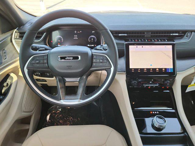 new 2025 Jeep Grand Cherokee car, priced at $42,548