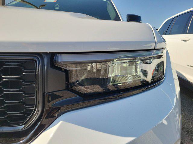 new 2025 Jeep Grand Cherokee car, priced at $42,548