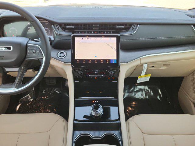 new 2025 Jeep Grand Cherokee car, priced at $42,548
