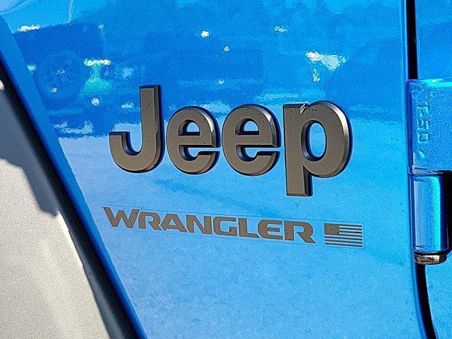 new 2025 Jeep Wrangler car, priced at $41,117