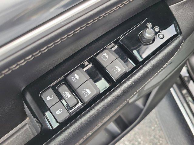 used 2022 Jeep Wagoneer car, priced at $36,972