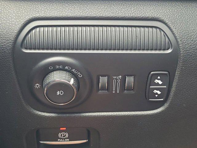 used 2022 Jeep Wagoneer car, priced at $34,924