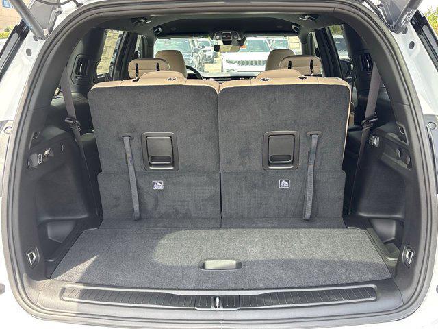 new 2025 Jeep Grand Cherokee L car, priced at $43,728