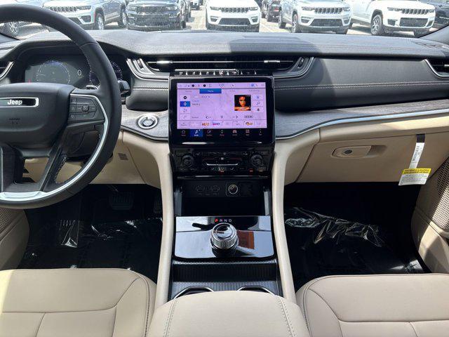 new 2025 Jeep Grand Cherokee L car, priced at $43,728