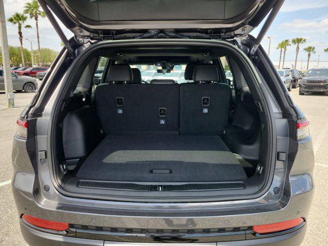new 2025 Jeep Grand Cherokee car, priced at $40,675