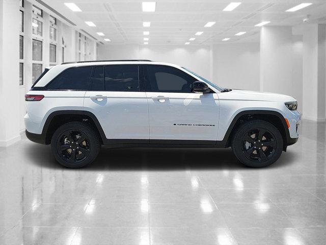 new 2024 Jeep Grand Cherokee car, priced at $55,865
