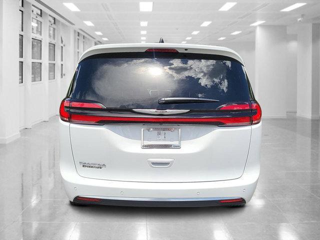 new 2024 Chrysler Pacifica car, priced at $47,953