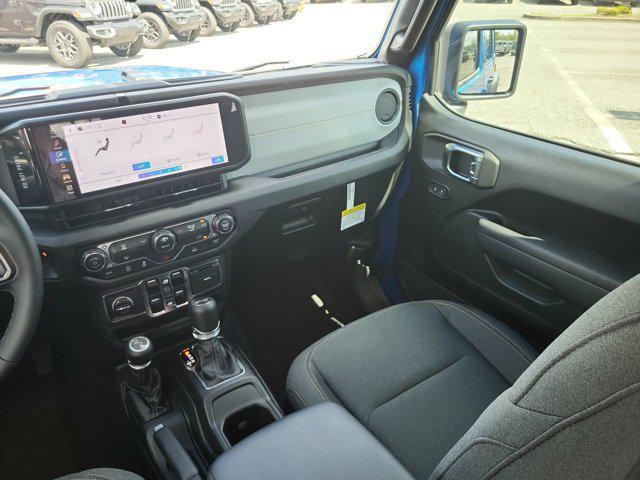 new 2025 Jeep Wrangler car, priced at $41,348