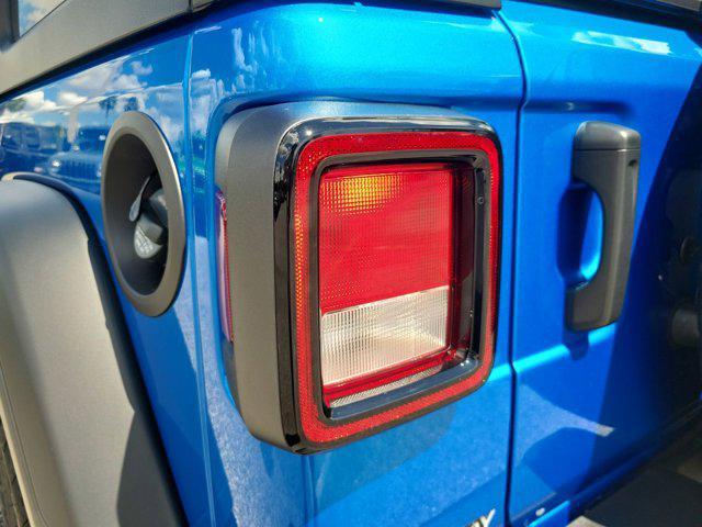 new 2025 Jeep Wrangler car, priced at $41,348