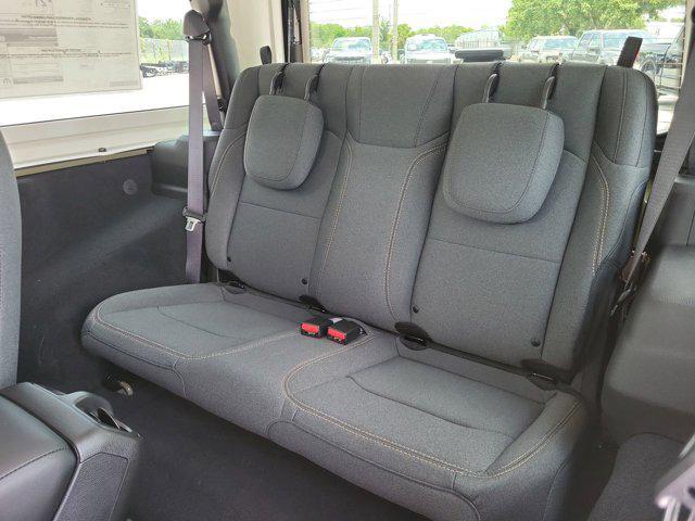 new 2025 Jeep Wrangler car, priced at $37,372