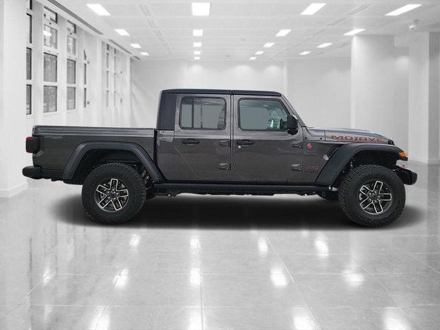 new 2024 Jeep Gladiator car, priced at $47,190