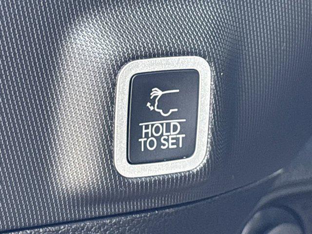 new 2025 Jeep Grand Cherokee car, priced at $39,111