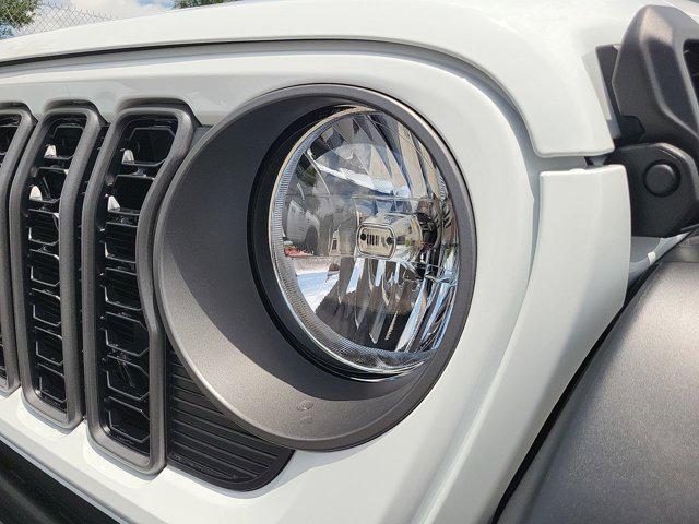 new 2025 Jeep Wrangler car, priced at $36,854