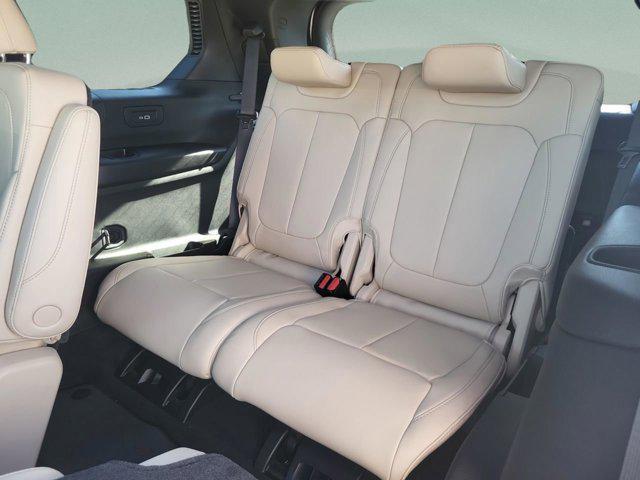 new 2025 Jeep Grand Cherokee L car, priced at $39,249