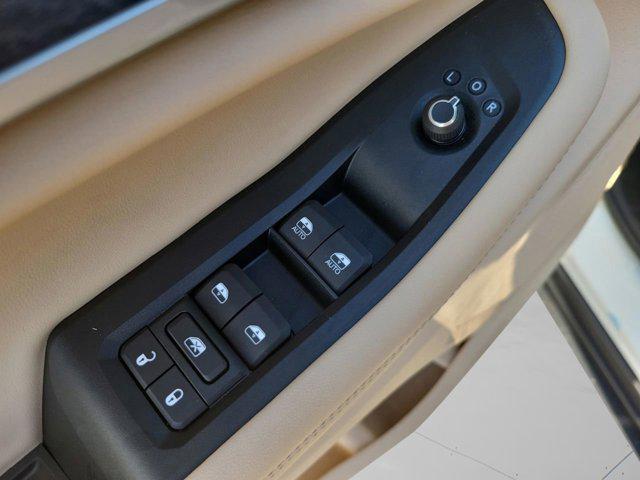 new 2025 Jeep Grand Cherokee L car, priced at $39,249