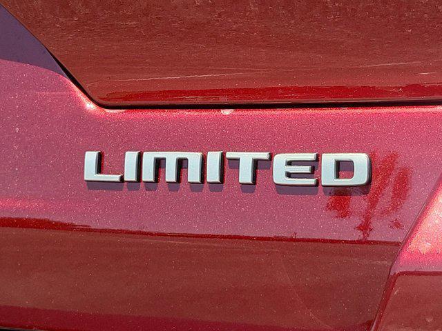 new 2025 Jeep Grand Cherokee car, priced at $38,822