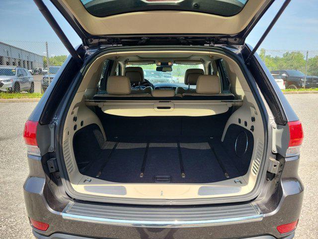 used 2014 Jeep Grand Cherokee car, priced at $16,900