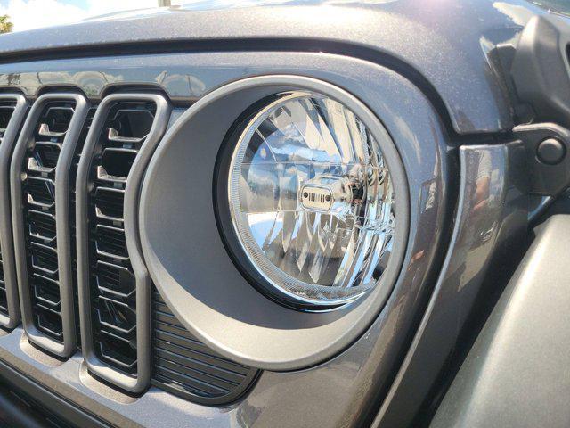 new 2025 Jeep Wrangler car, priced at $39,451