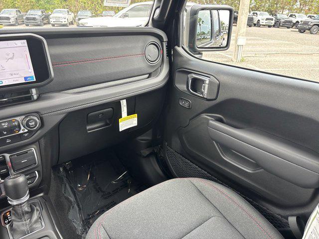 new 2025 Jeep Gladiator car, priced at $48,237