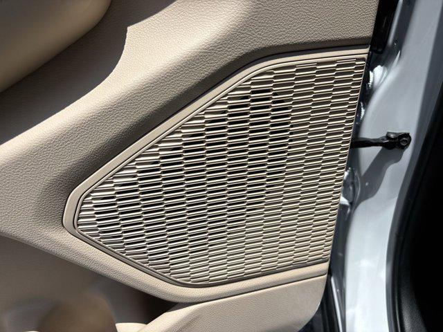 new 2025 Jeep Grand Cherokee L car, priced at $36,900