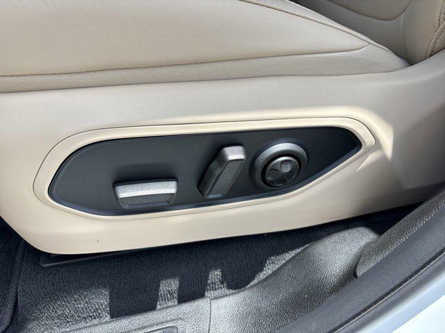 new 2025 Jeep Grand Cherokee L car, priced at $36,900