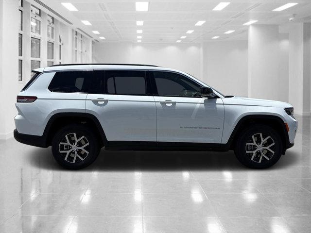 new 2025 Jeep Grand Cherokee L car, priced at $36,900