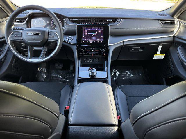 new 2025 Jeep Grand Cherokee L car, priced at $40,652