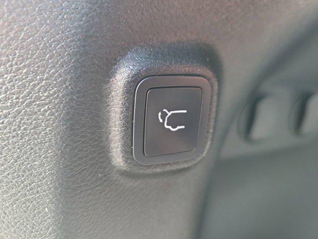 used 2022 Jeep Cherokee car, priced at $24,366