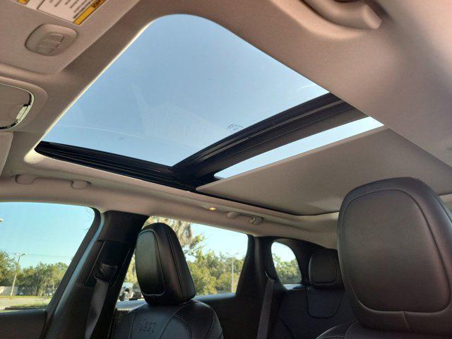 used 2022 Jeep Cherokee car, priced at $24,366