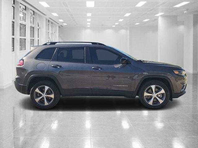 used 2022 Jeep Cherokee car, priced at $24,366