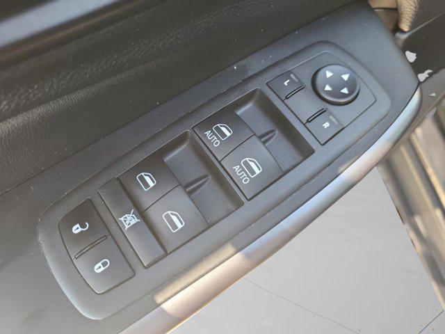 used 2022 Jeep Cherokee car, priced at $24,366