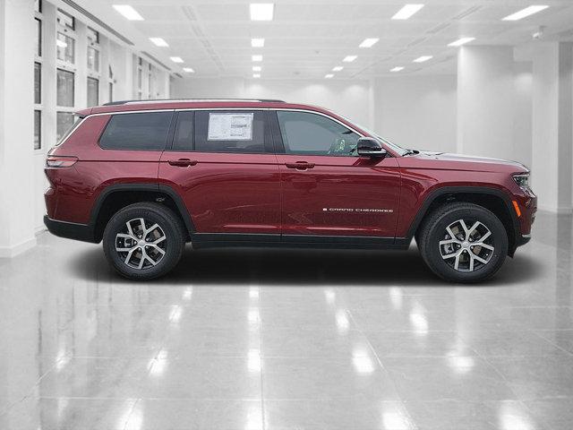 new 2024 Jeep Grand Cherokee L car, priced at $35,445