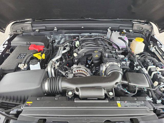 new 2025 Jeep Gladiator car, priced at $46,299