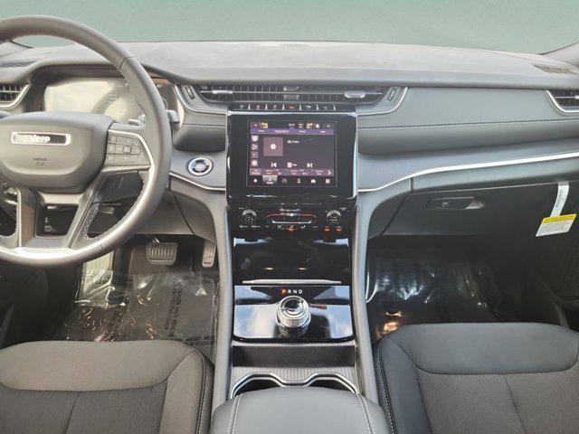 new 2025 Jeep Grand Cherokee car, priced at $35,168