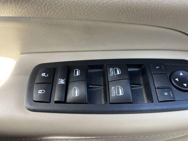 used 2019 Jeep Grand Cherokee car, priced at $15,719