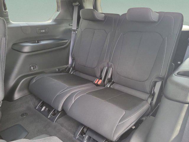 new 2025 Jeep Grand Cherokee L car, priced at $34,709