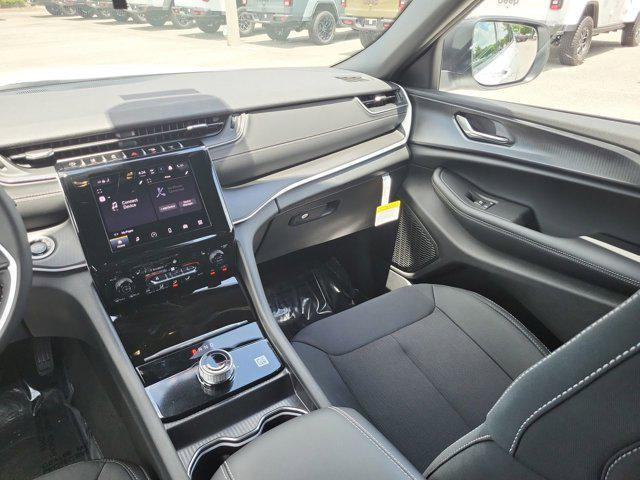 new 2025 Jeep Grand Cherokee L car, priced at $34,825