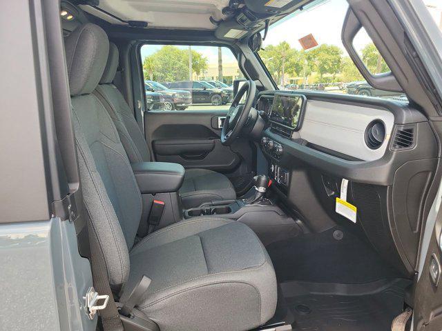 new 2025 Jeep Wrangler car, priced at $31,933