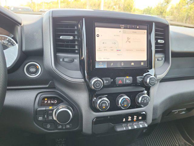 new 2025 Ram 1500 car, priced at $44,557