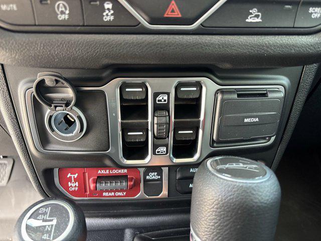 new 2025 Jeep Gladiator car, priced at $39,485