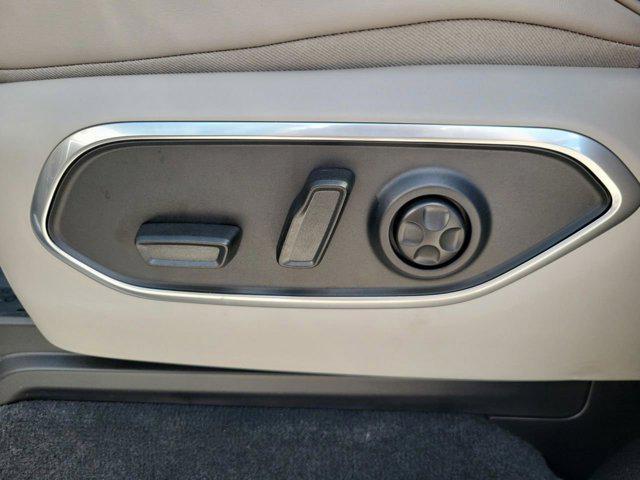 new 2025 Jeep Wagoneer car, priced at $73,702