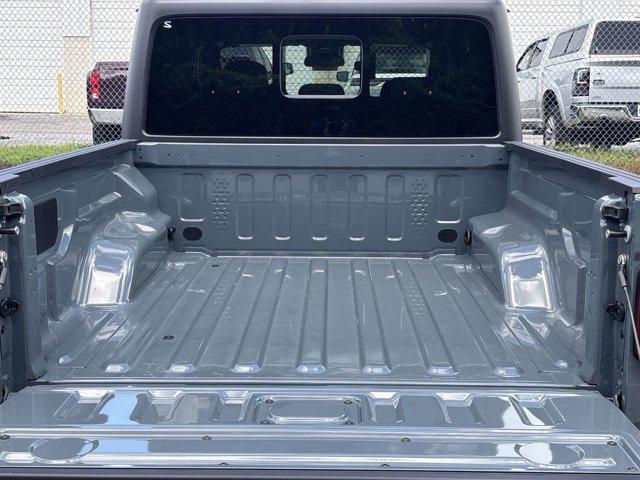 new 2025 Jeep Gladiator car, priced at $47,739