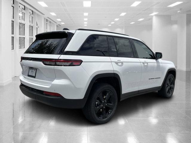 new 2024 Jeep Grand Cherokee car, priced at $39,882