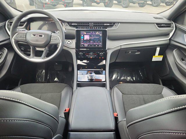 new 2025 Jeep Grand Cherokee L car, priced at $41,319