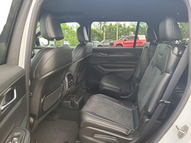 new 2025 Jeep Grand Cherokee L car, priced at $41,319