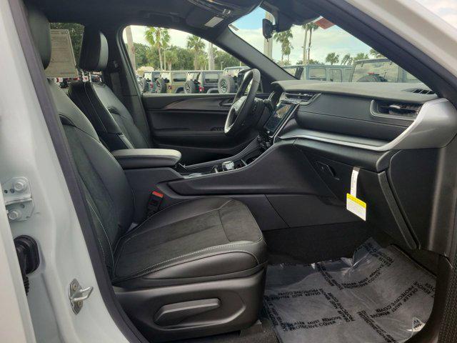 new 2025 Jeep Grand Cherokee L car, priced at $41,319