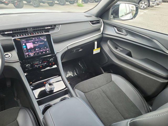 new 2025 Jeep Grand Cherokee L car, priced at $41,319